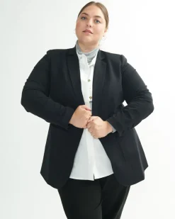 Universal Standard All Day Classic Blazer
