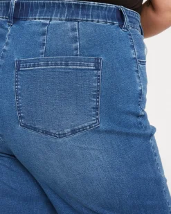 Universal Standard Carrie High Rise Wide Leg Jeans