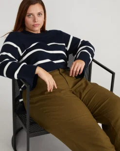 Universal Standard Courtyard Linen Capris