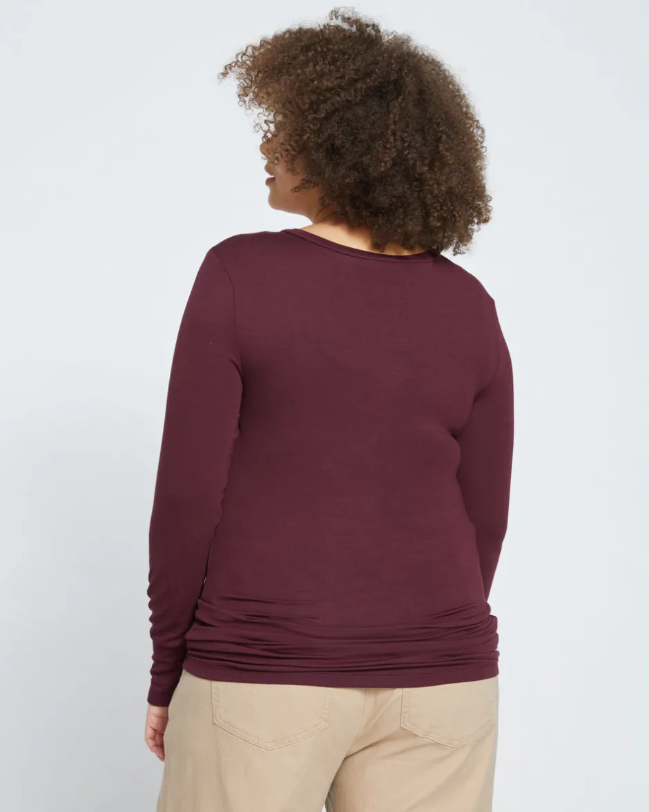 Universal Standard Foundation Long Sleeve V-Neck Tee