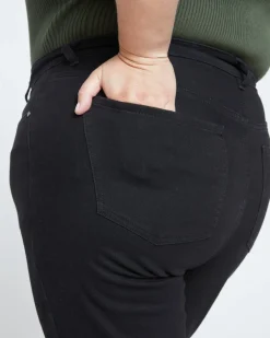 Universal Standard Joni High Rise Curve Slim Leg Jeans 32 Inch