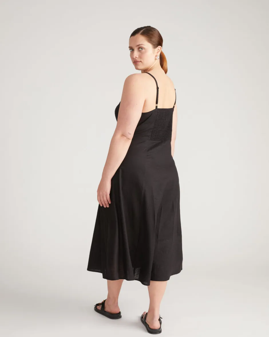 Universal Standard Kuki Linen Dress