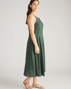 Universal Standard Kuki Linen Dress