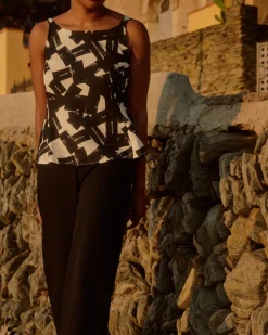 Universal Standard Kuki Linen Top
