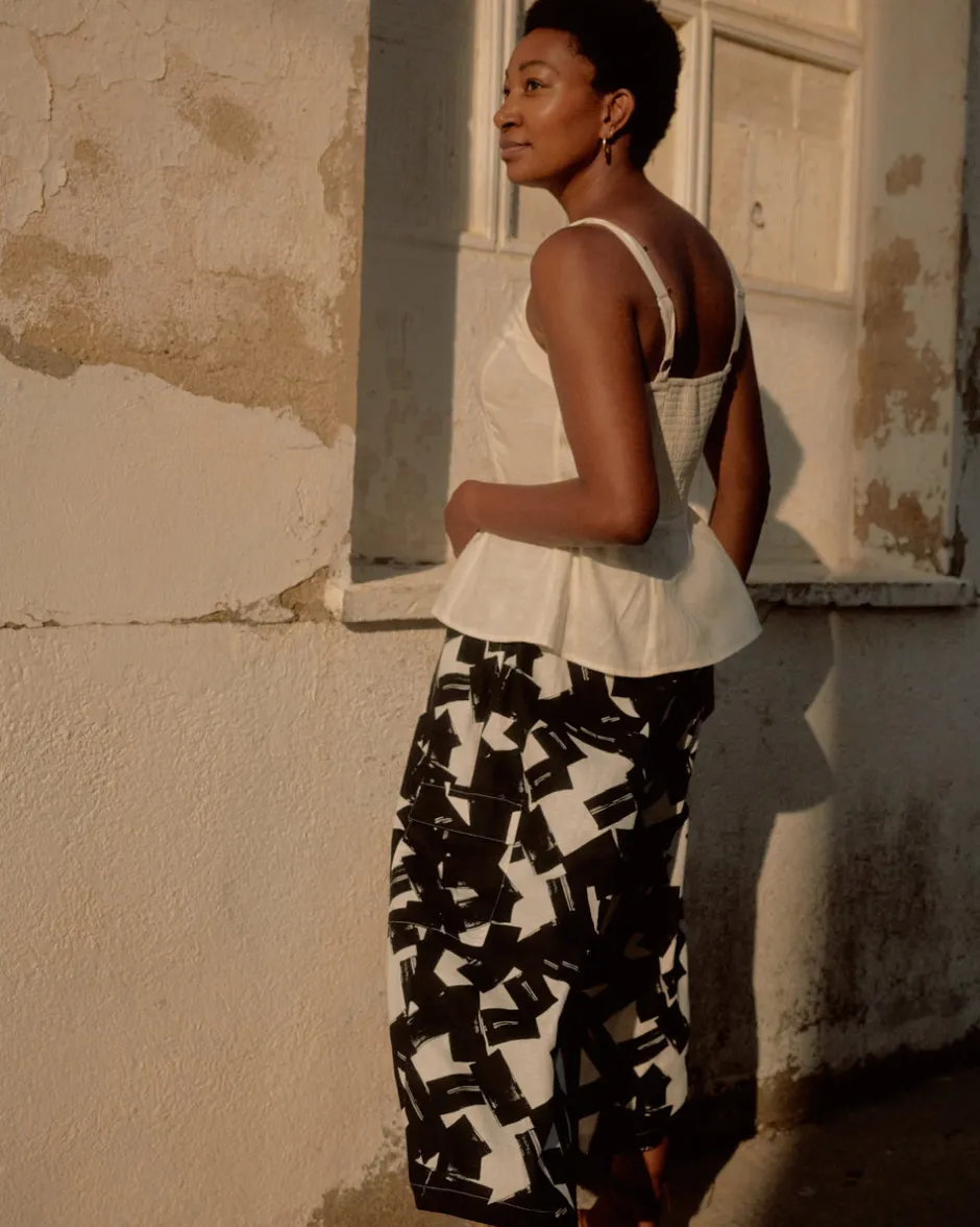 Universal Standard Kuki Linen Top