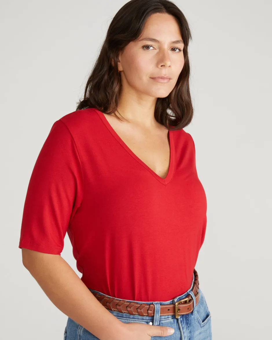 Universal Standard Lily Liquid Jersey V-Neck Stovepipe Tee