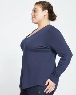 Universal Standard Long Sleeve V Rex