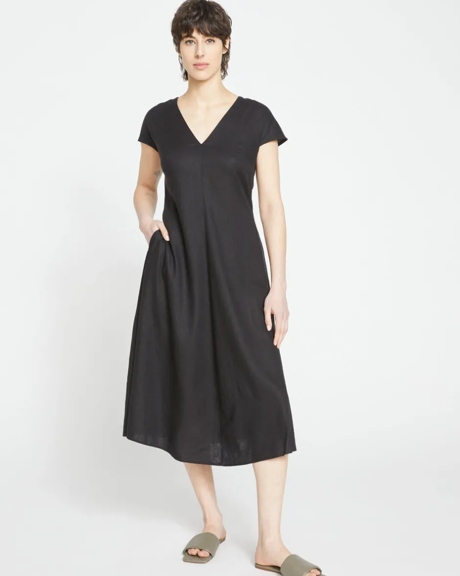 Universal Standard Louvre Bow Back Linen Dress