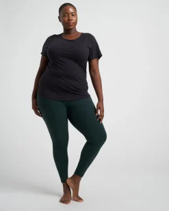 Universal Standard Mia Movement Tee