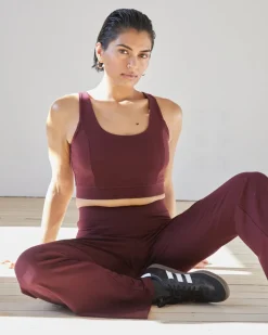 Universal Standard Roya Bootcut Legging