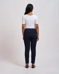 Universal Standard Seine Mid Rise Skinny Jeans 27 Inch