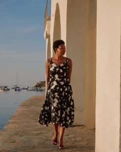 Universal Standard Sunshower Flowy Linen Dress
