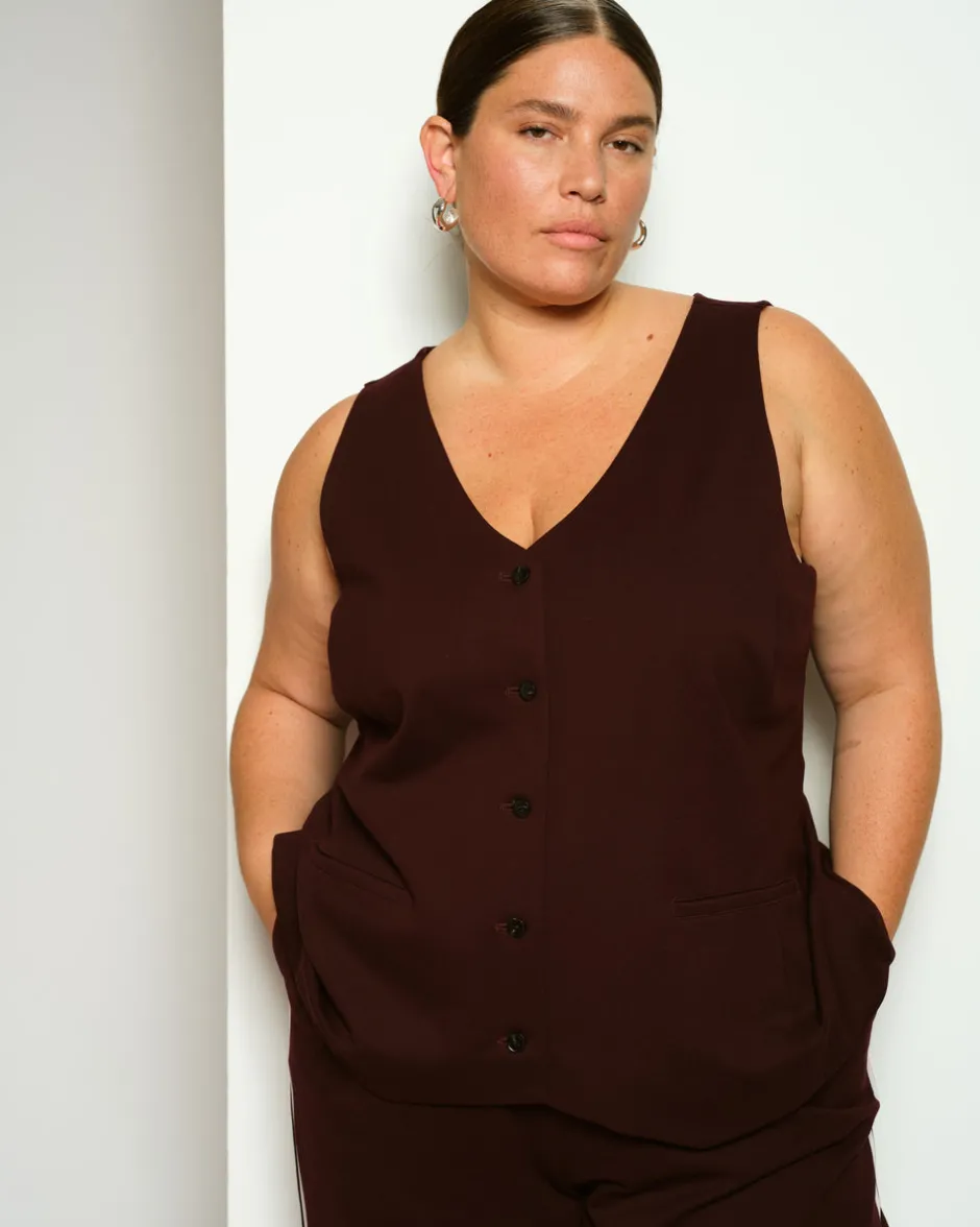 Universal Standard The Tailored Ponte Vest